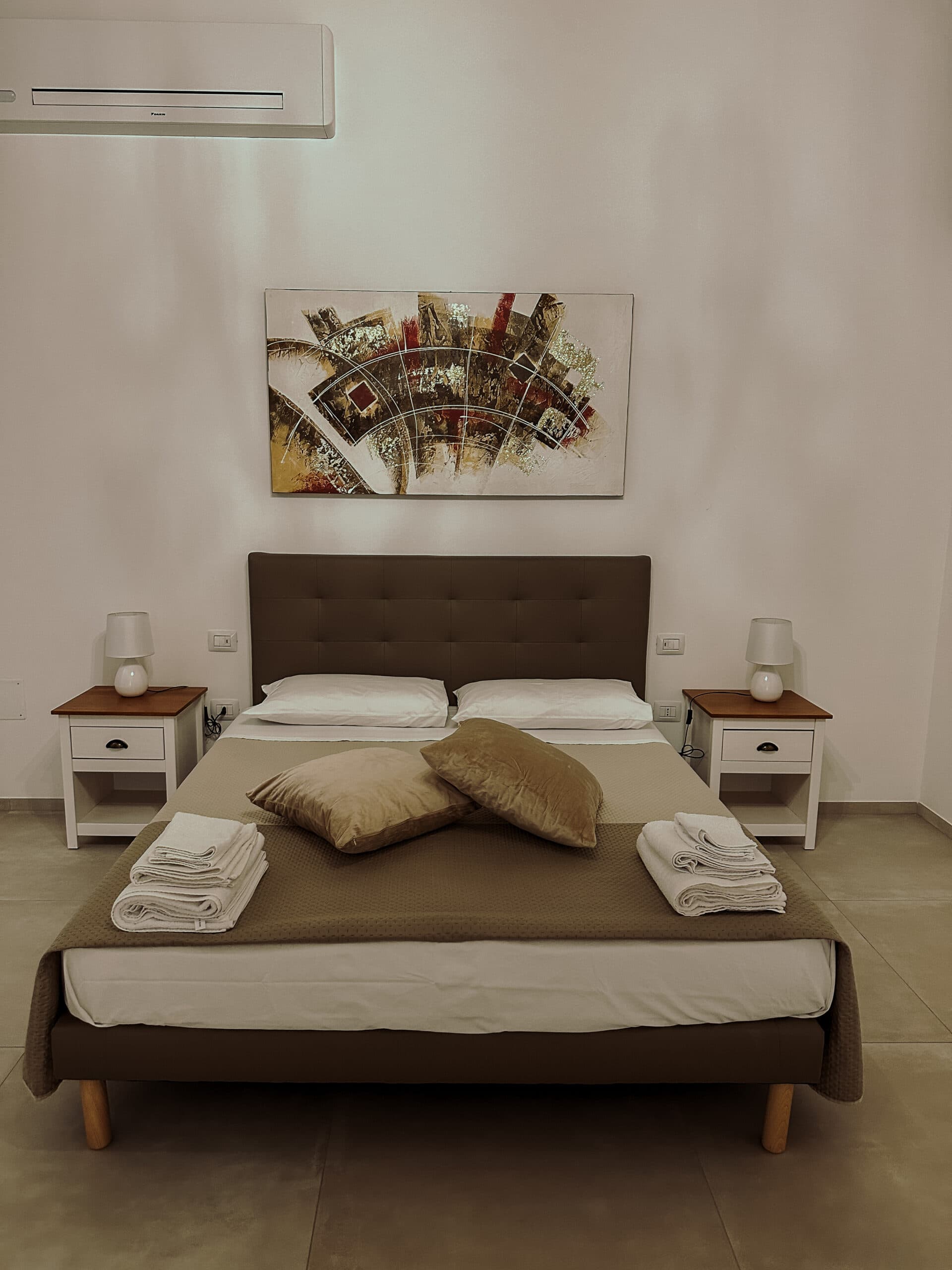 Double bed with fresh linens, Soffio Del Salento